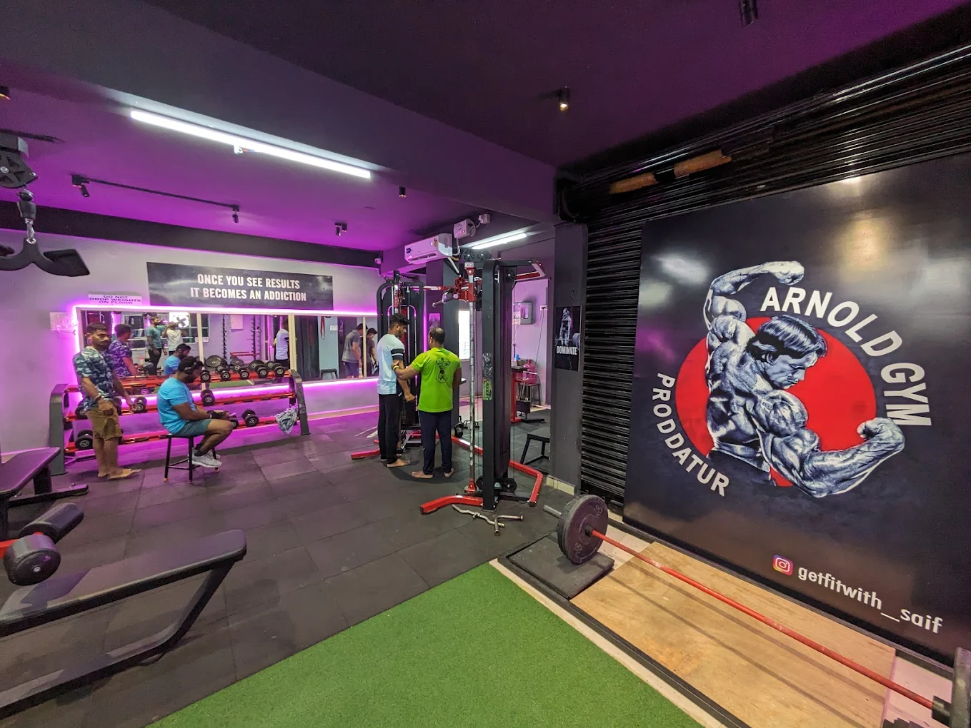 Arnold Gym Health&fitness centre
